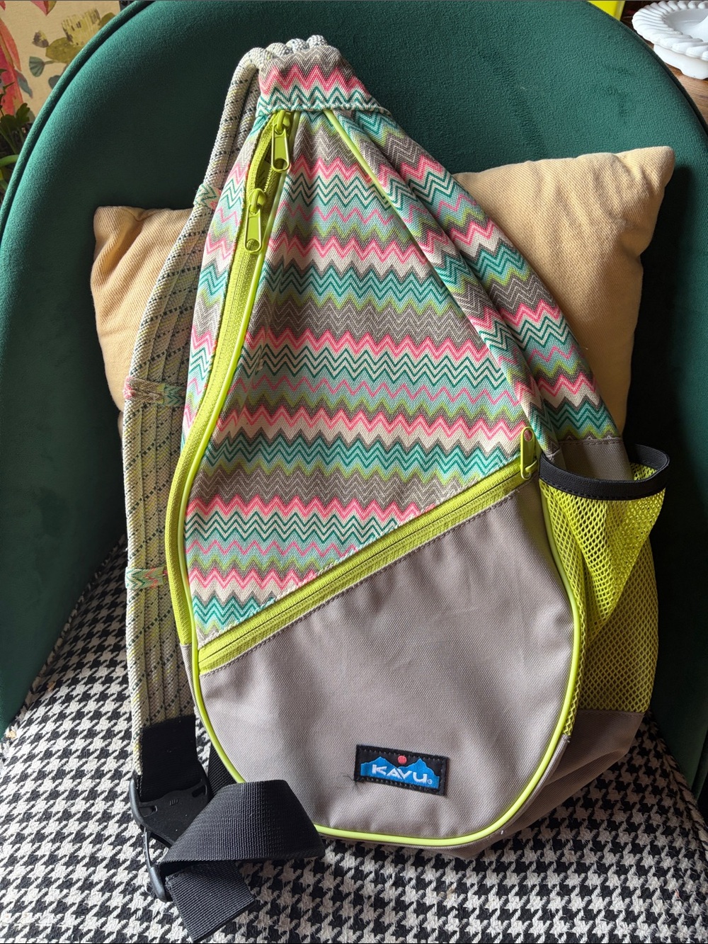 Kavu Large Rope Bag in Gray, Lime & Pastel Chevron